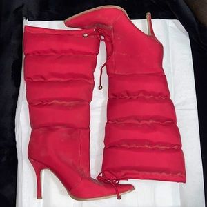 Red WINTER boots  🥾